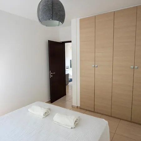 Glabur - The Master Atelier - City, Free Parking & Wifi, Welcomes You!!! Appartement