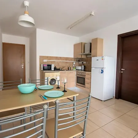 Apartment Glabur - The Master Atelier - City, Free Parking & Wifi, Welcomes You!!! Nikosia